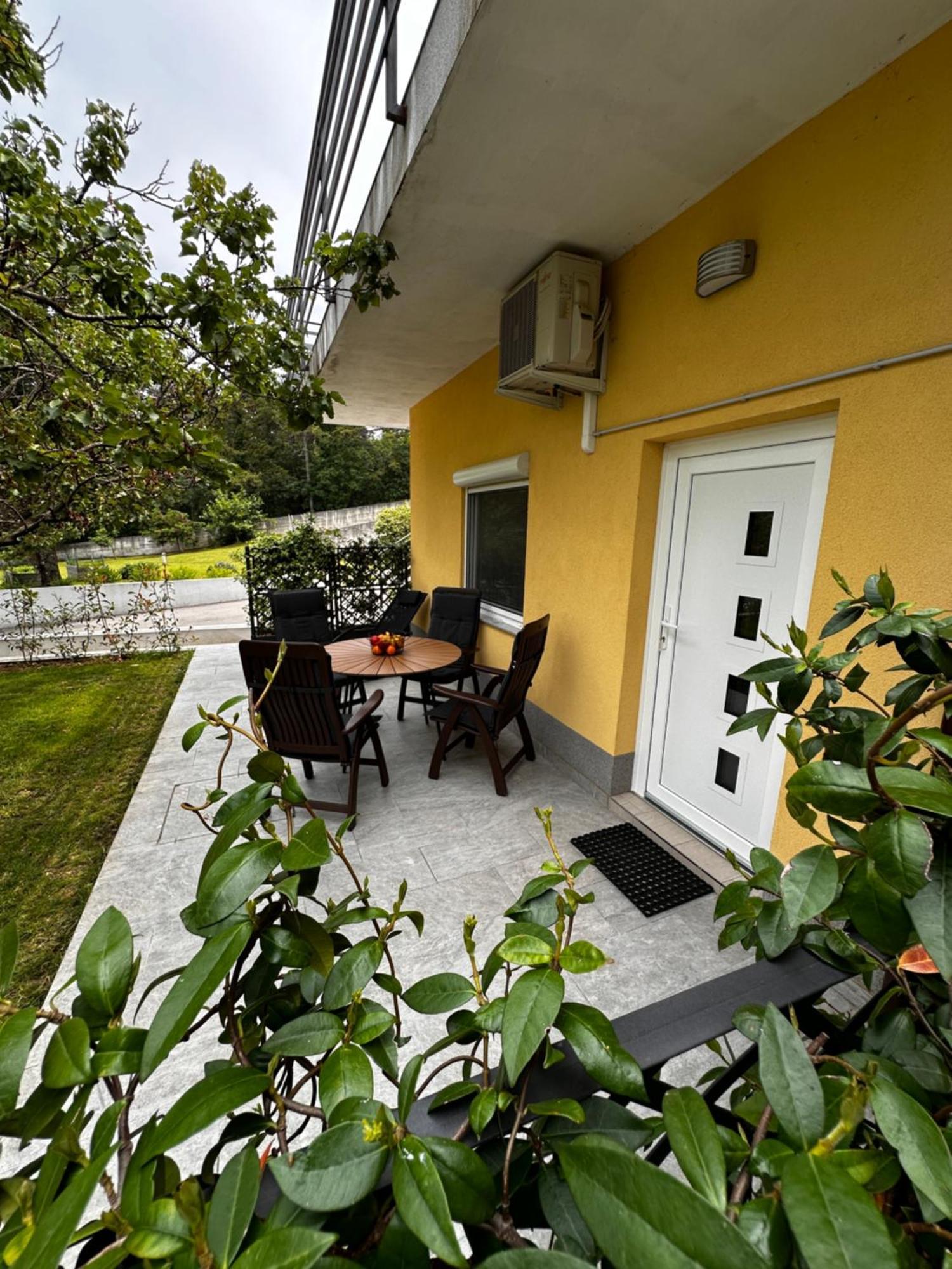 Riad Apartments Zgornje Skofije Exteriér fotografie