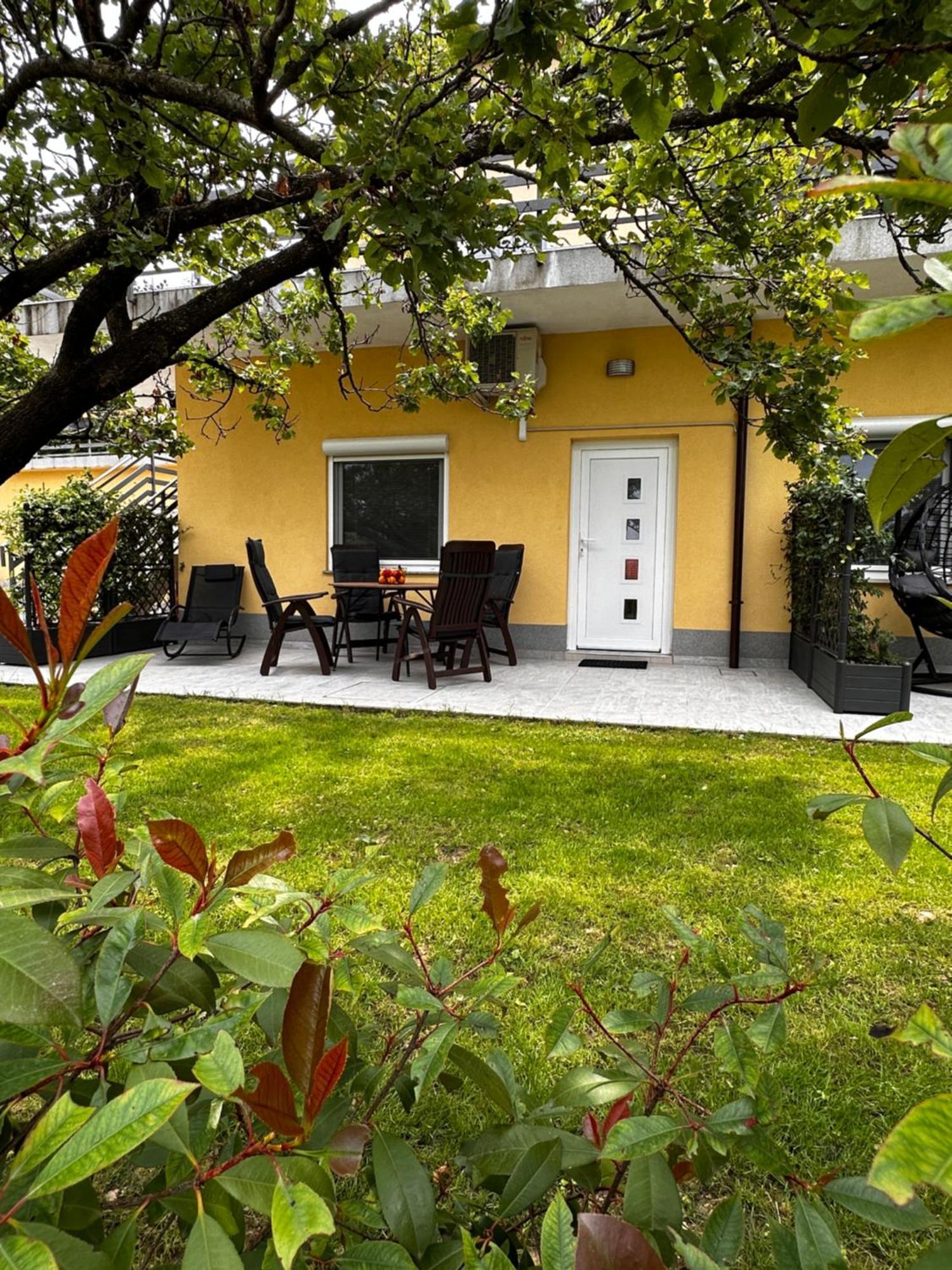 Riad Apartments Zgornje Skofije Exteriér fotografie